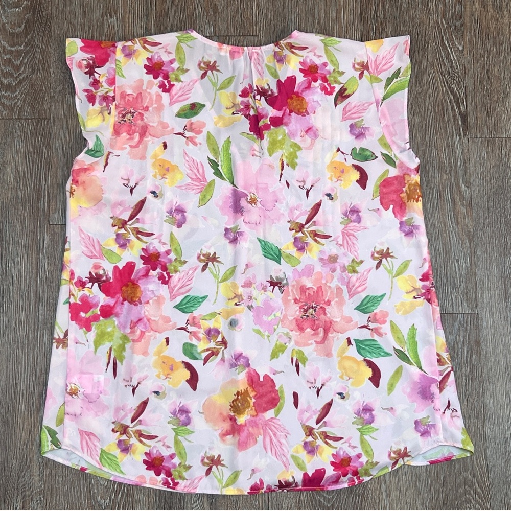 Maison d'Amélie Paris Watercolor Floral Pleated Blouse Sleeveless | Size: Med - Picture 4 of 6
